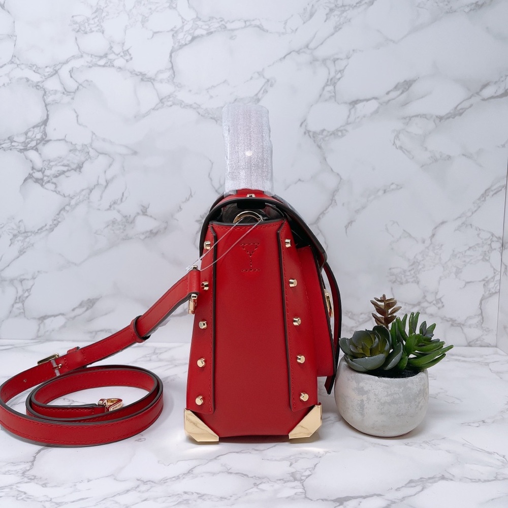 Michael Kors Manhattan Medium Satchel - Picture 2 of 7